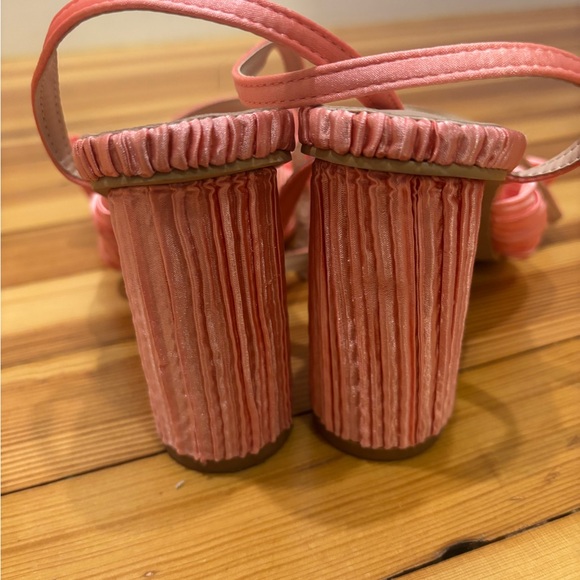 Elegant Pink Strappy Women's Sandals - Picture 2 of 6